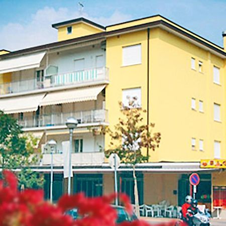 Pia Del Faro Apartment Bibione Exterior photo