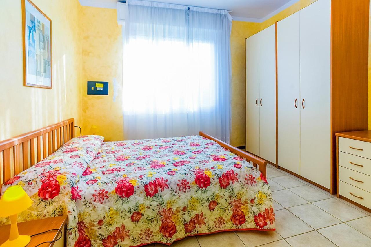 Pia Del Faro Apartment Bibione Exterior photo